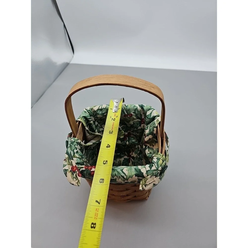Longaberger Basket W/Fabric Liner  Christmas Theme Holly USA